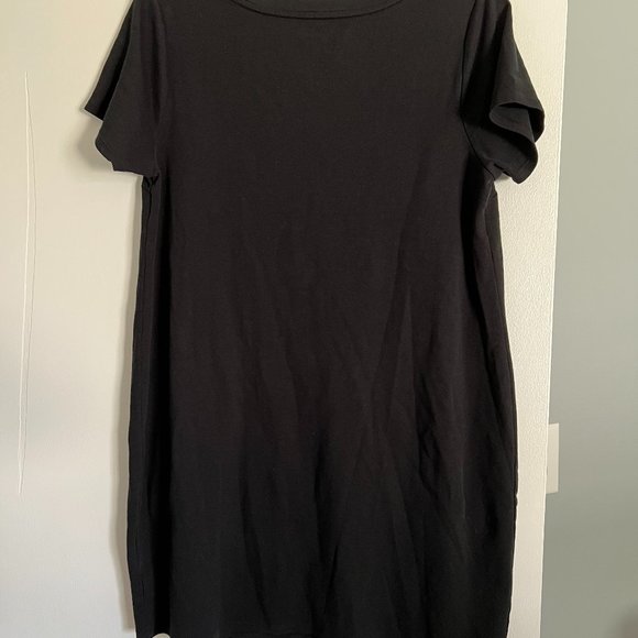 Black Slightly Fitted Tee Shirt Dress - X - Picture 2 of 5